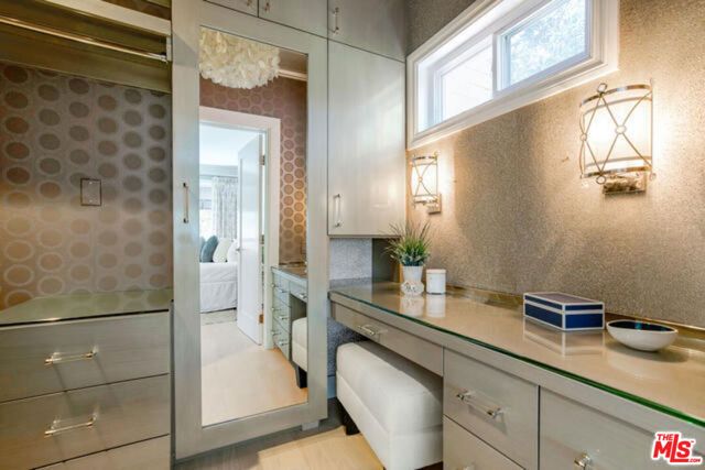 1068 Casiano Road, Los Angeles, CA 90077