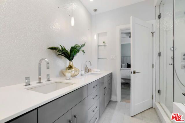 1068 Casiano Road, Los Angeles, CA 90077