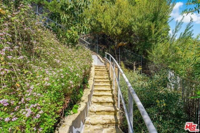 1068 Casiano Road, Los Angeles, CA 90077