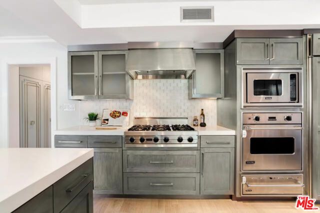 1068 Casiano Road, Los Angeles, CA 90077