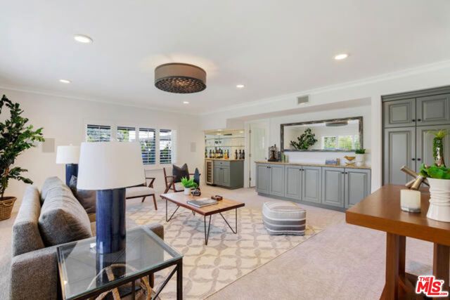 1068 Casiano Road, Los Angeles, CA 90077