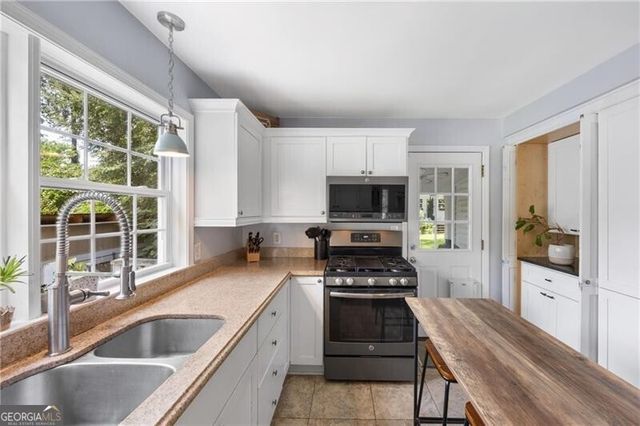 1122 Shepherds Lane NE, Atlanta, GA 30324
