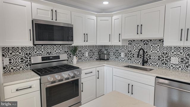 3503 BROOKVIEW RD, Philadelphia, PA 19154
