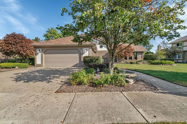 8134 Uxbridge Drive, Orland Park, IL 60462