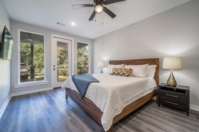 221 Long Beach Drive, Hot Springs, AR 71913