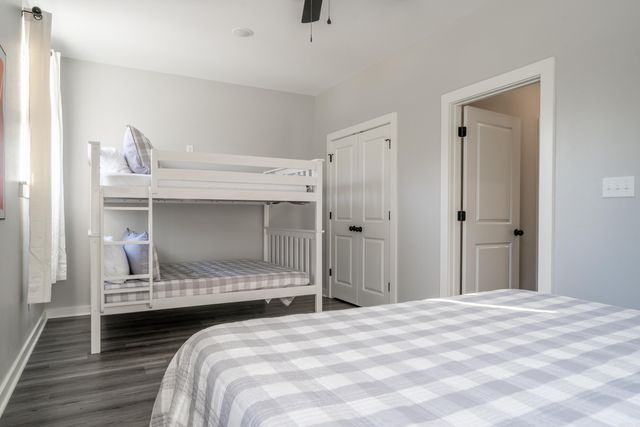 221 Long Beach Drive, Hot Springs, AR 71913