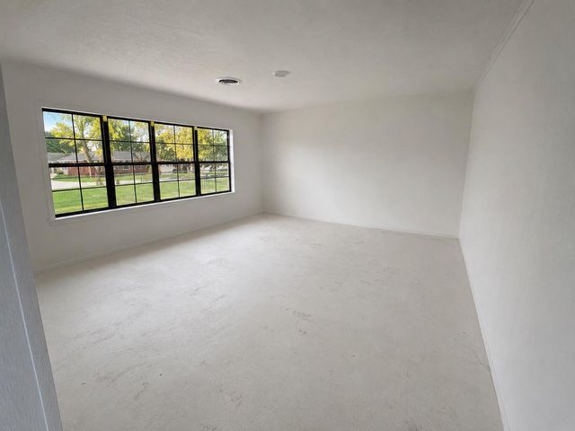 23718 E Webb Road, Porter, TX 77365