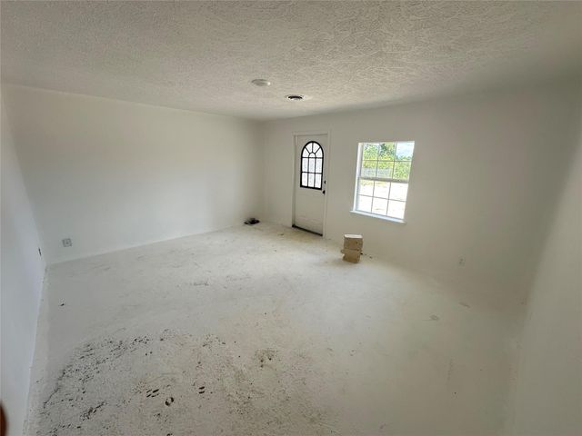 23718 E Webb Road, Porter, TX 77365
