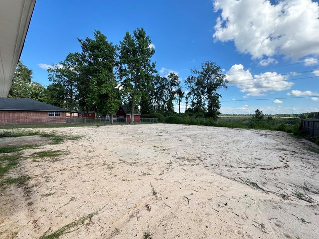 23718 E Webb Road, Porter, TX 77365