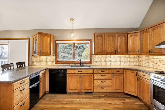 615 E FOXRIDGE DR, Providence, UT 84332