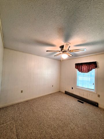 278 Staton Rd, Belvidere, TN 37306