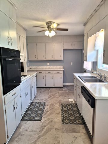 278 Staton Rd, Belvidere, TN 37306