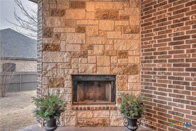 5819 Wooded Creek Cove, Temple, TX 76502