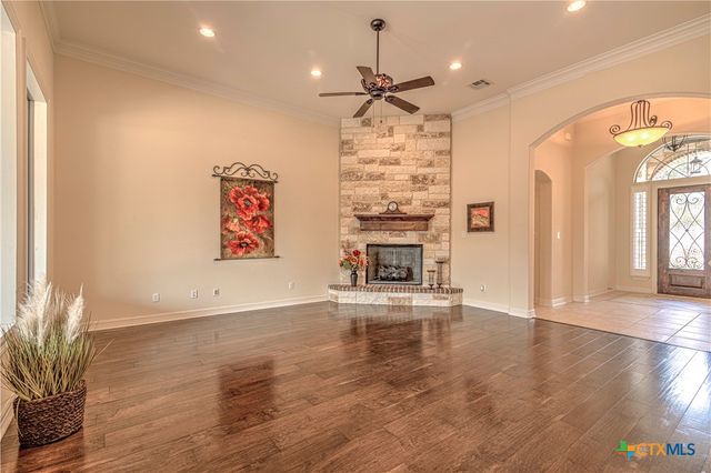 5819 Wooded Creek Cove, Temple, TX 76502