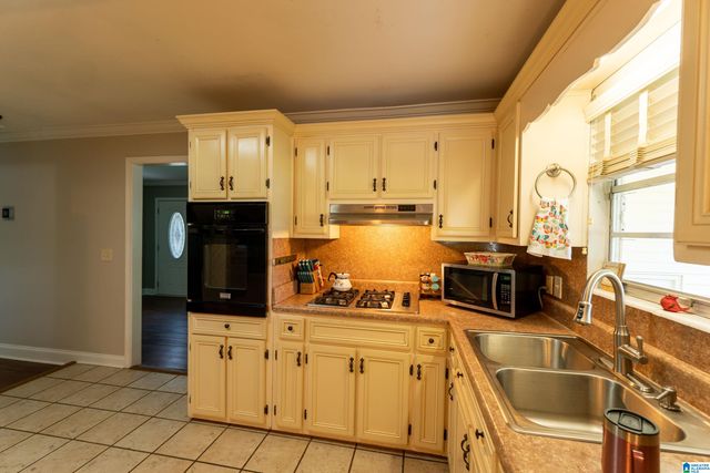 3327 MOUNT OLIVE ROAD, Mount Olive, AL 35117