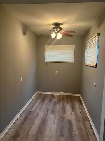 1321 Applewood Avenue, Lincoln Park, MI 48146