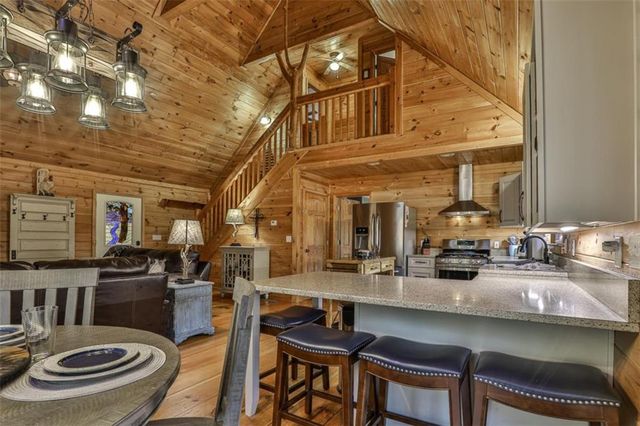 178 Novena Court, Ellijay, GA 30540