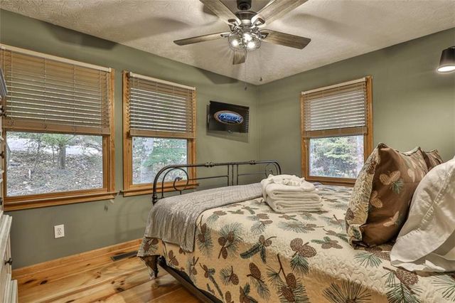 178 Novena Court, Ellijay, GA 30540