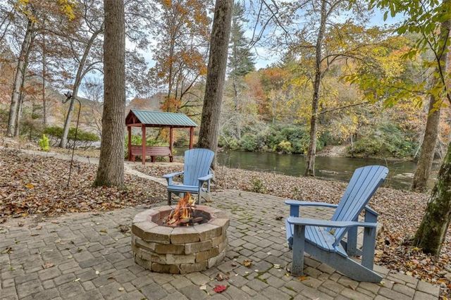 178 Novena Court, Ellijay, GA 30540