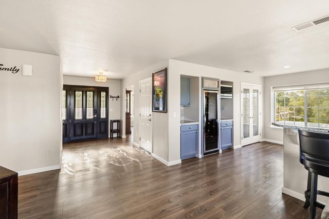 5530 Overlook Ct, Plymouth, CA 95669