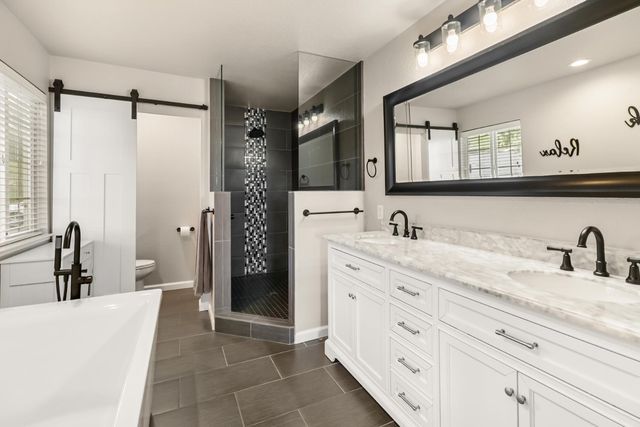 5530 Overlook Ct, Plymouth, CA 95669