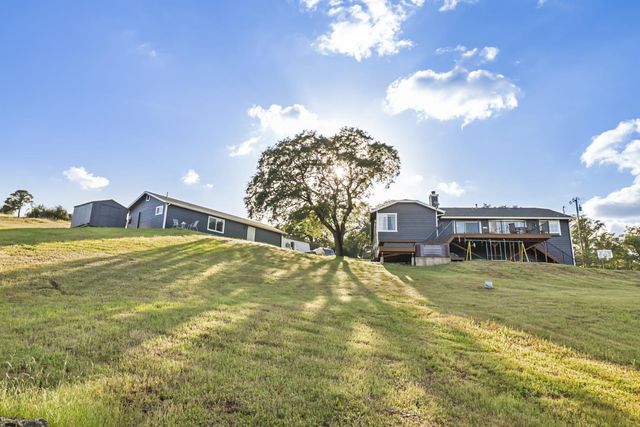 5530 Overlook Ct, Plymouth, CA 95669