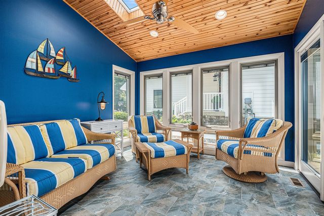 10148 Harris Drive, Portage, MI 49002