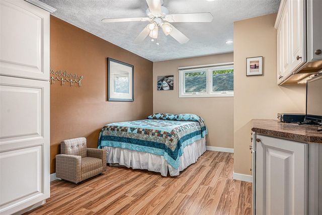 10148 Harris Drive, Portage, MI 49002