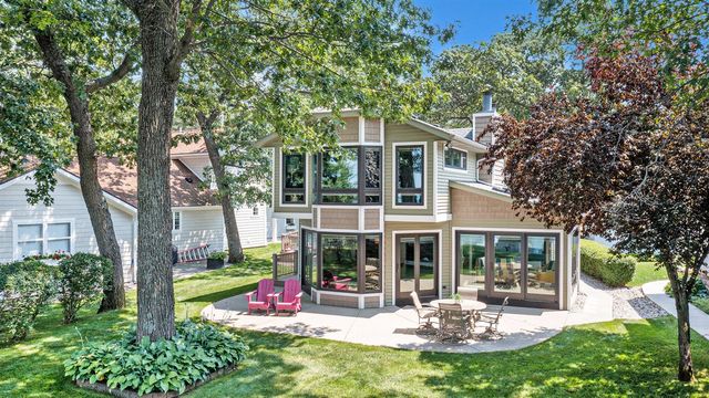 10148 Harris Drive, Portage, MI 49002