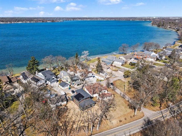 10148 Harris Drive, Portage, MI 49002