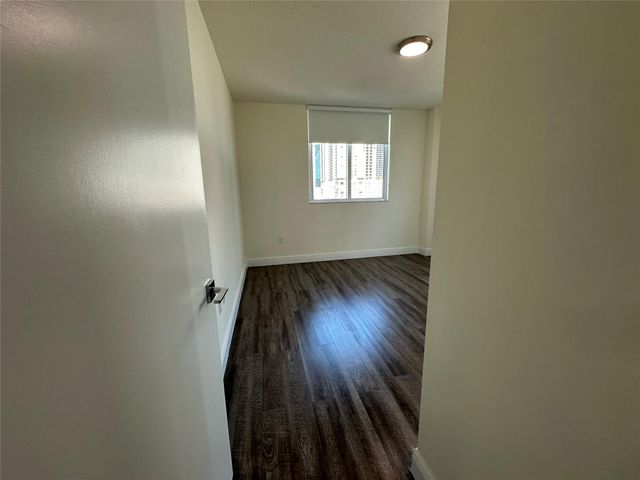 110 SW 12 Street 902, Miami, FL 33130