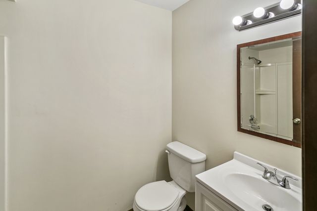 2450 Terrace Avenue 1W, Lynwood, IL 60411