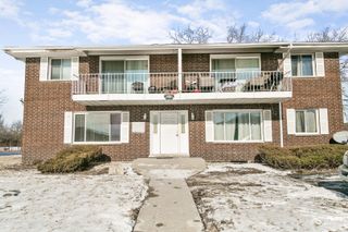 2450 Terrace Avenue 1W, Lynwood, IL 60411
