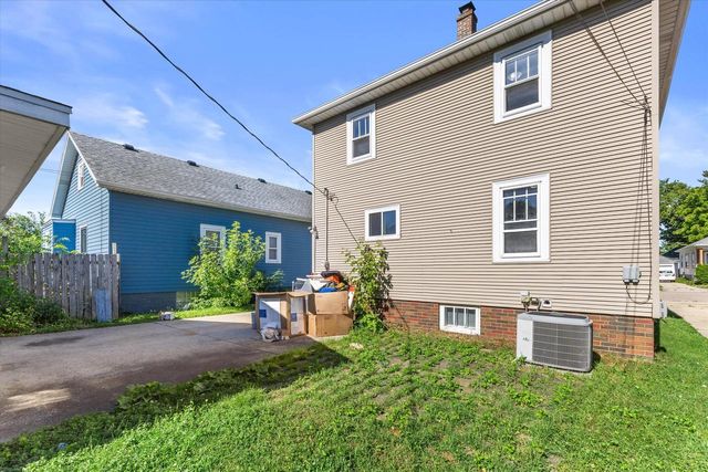2213 Carlilse AVENUE, Racine, WI 53404