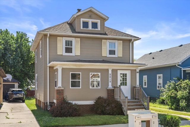 2213 Carlilse AVENUE, Racine, WI 53404