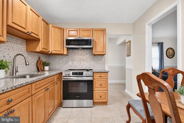 53 KINGSTON WAY, Southampton, NJ 08088