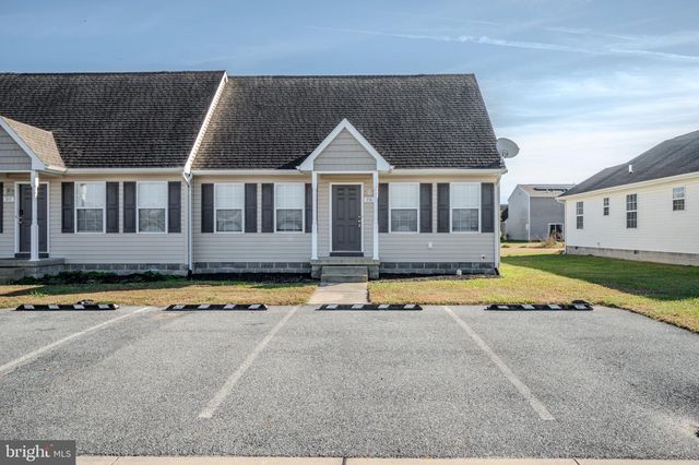 215 N BROWN ST, Fruitland, MD 21826