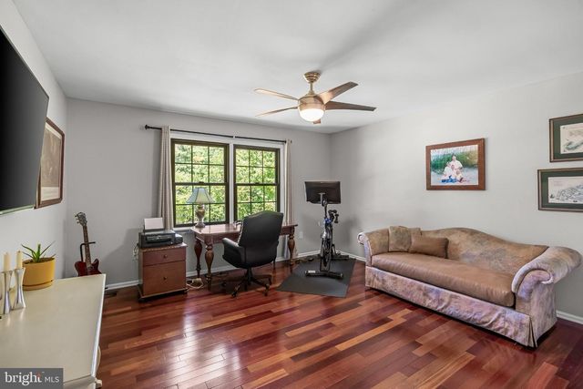2 ACORN HILL DR, Voorhees, NJ 08043
