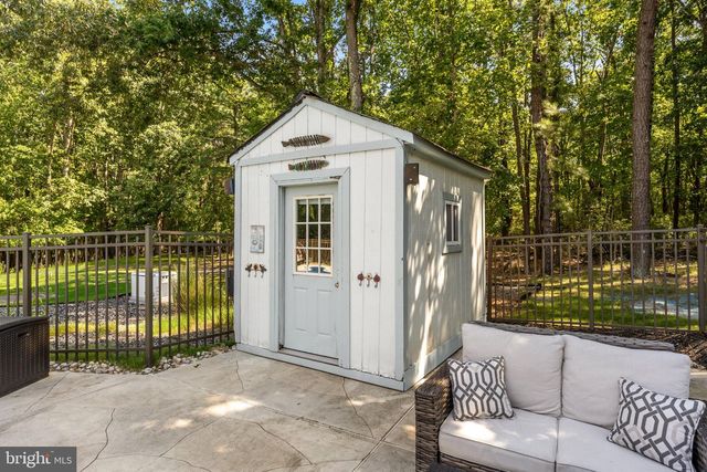 2 ACORN HILL DR, Voorhees, NJ 08043