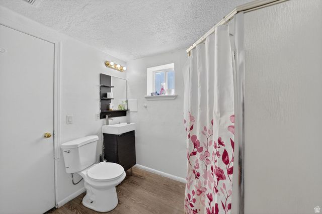4468 S RED BLOSSOM CIR, West Valley City, UT 84120
