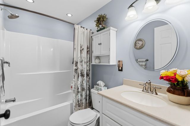 72 Hidden Lane, Northfield, NH 03276