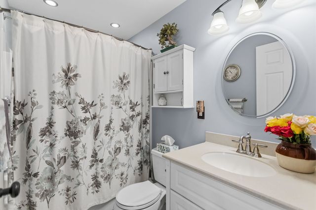 72 Hidden Lane, Northfield, NH 03276