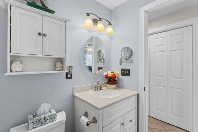 72 Hidden Lane, Northfield, NH 03276
