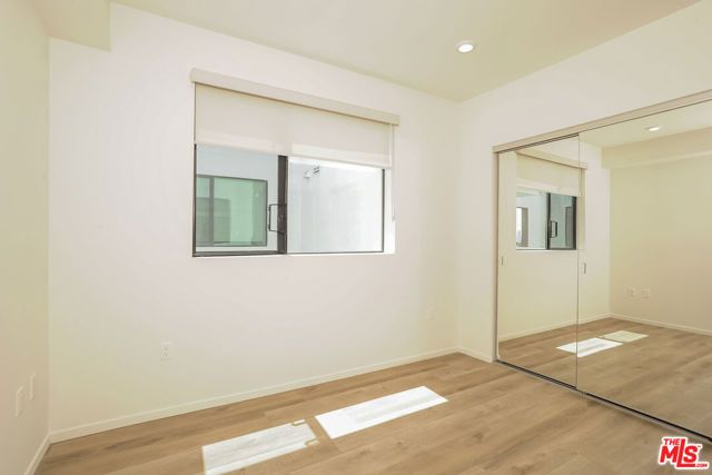 521 N Gramercy Place 306, Los Angeles, CA 90004