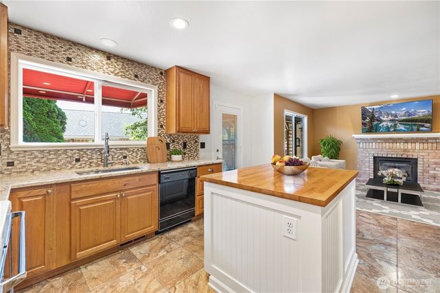 20 113th Street SE, Everett, WA 98208