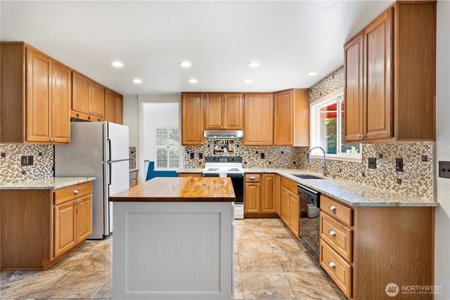20 113th Street SE, Everett, WA 98208