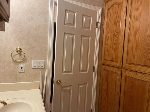 120 Brazos DR, Georgetown, TX 78628