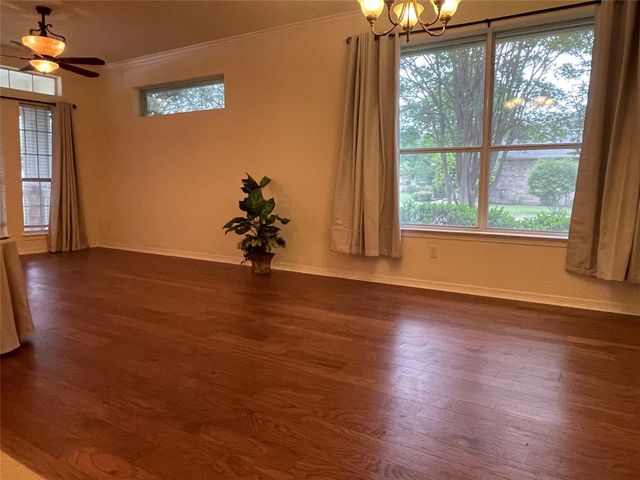 120 Brazos DR, Georgetown, TX 78628