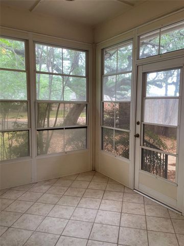 120 Brazos DR, Georgetown, TX 78628