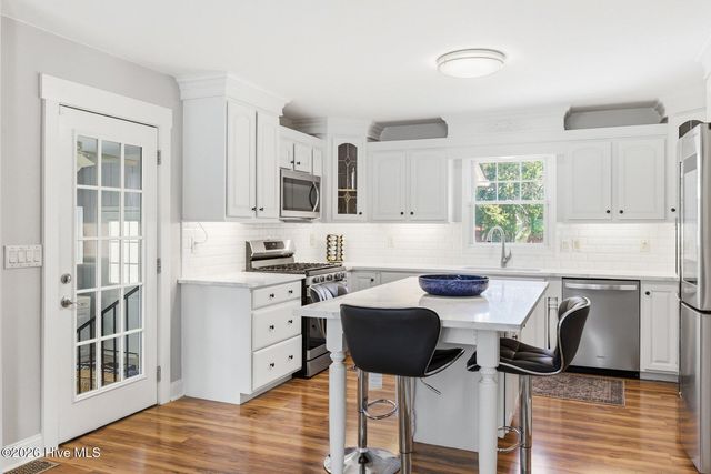 211 Simmons Drive, Wilmington, NC 28411